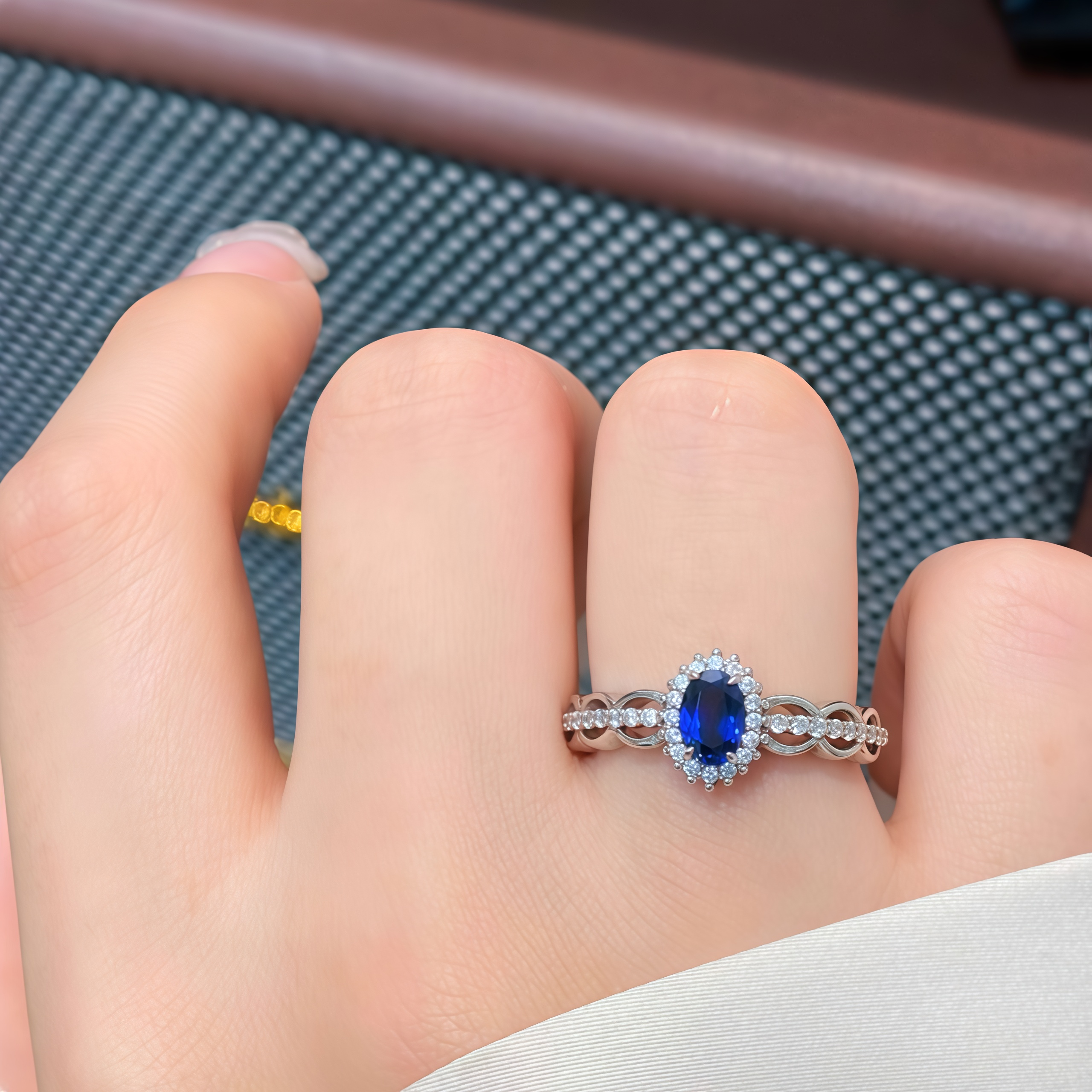 Royal Night Blue · Openwork Chain Crown Halo Ring