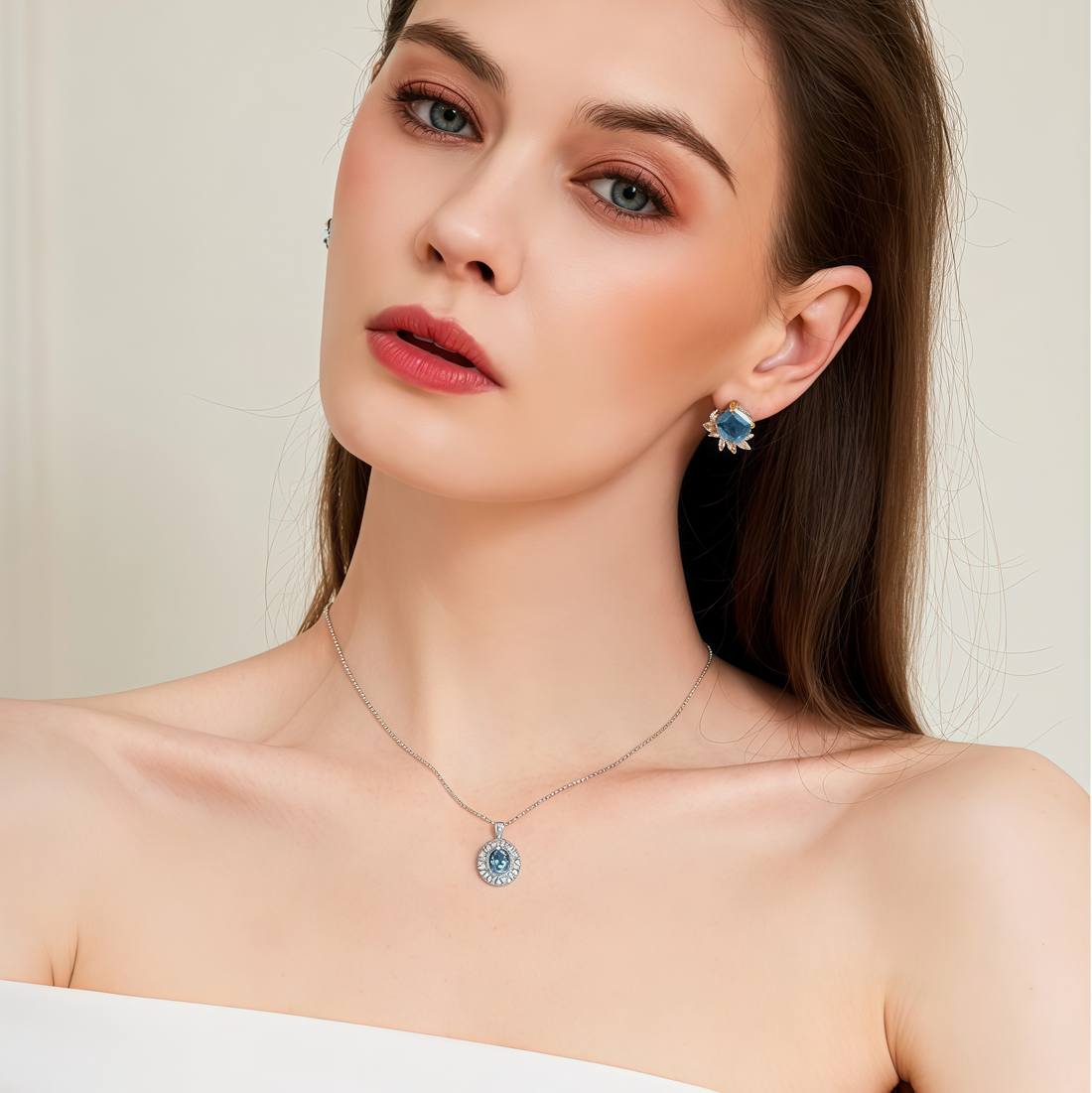 Crown of the Starry Sea · Natural Topaz Necklace