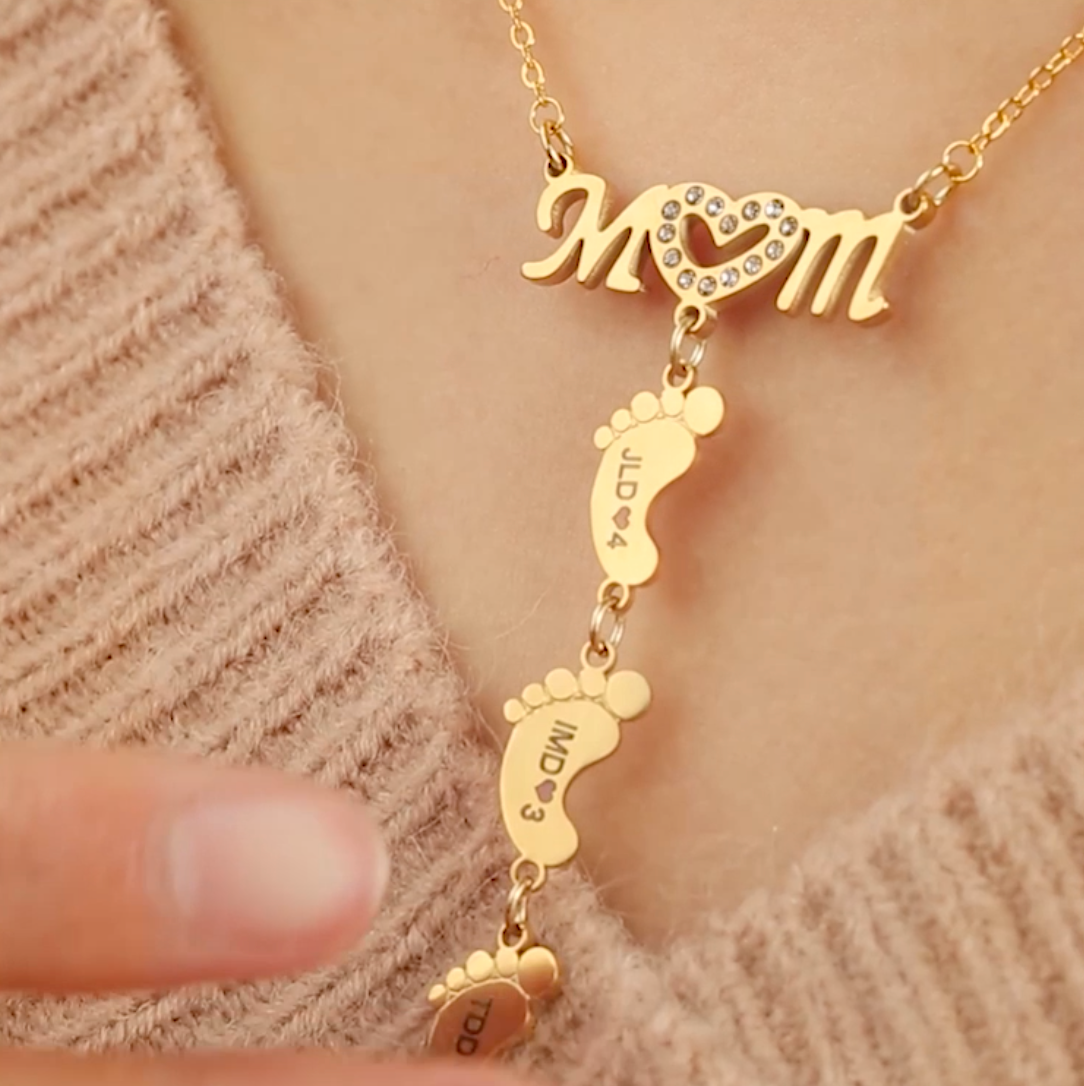 Lovecriana Personalized Feet Necklace with Name