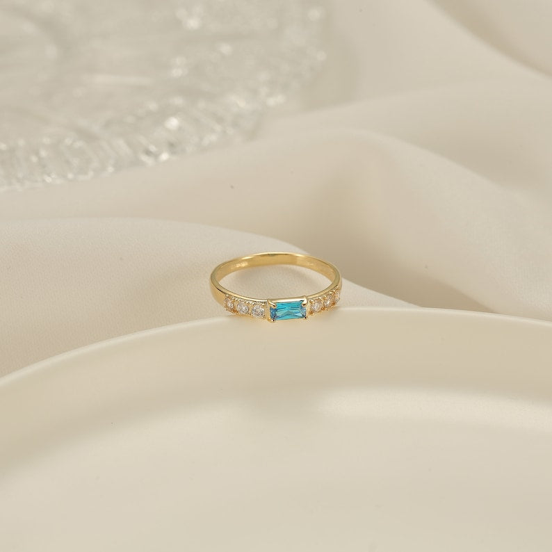 Lovecriana Dainty Baguette Birthstone Ring, Minimalist Mother Grandma Ring Gift