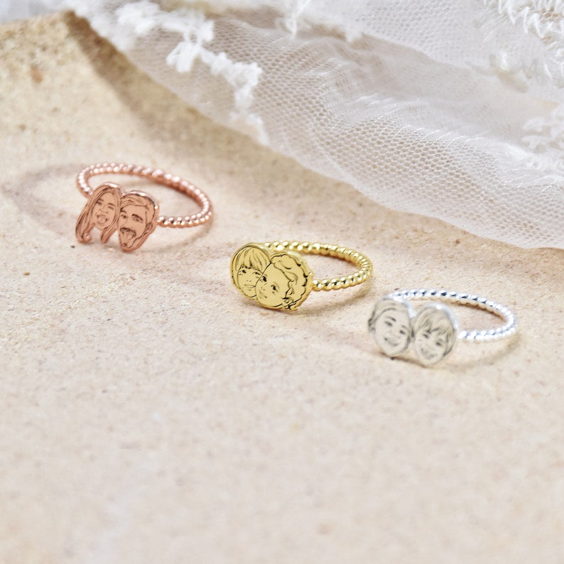 Lovecriana Personalized Portrait Ring • Photo Ring