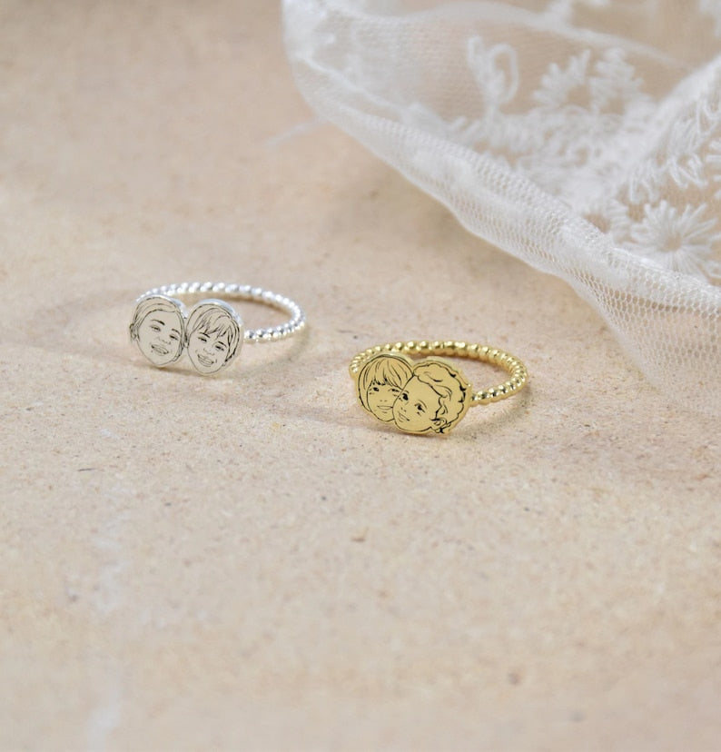 Lovecriana Personalized Portrait Ring • Photo Ring